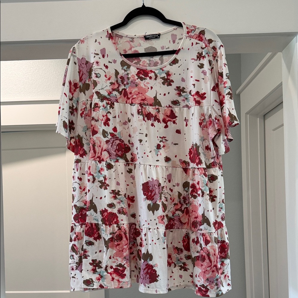 HEIMISH USA White Floral Tiered Short Sleeve Tunic